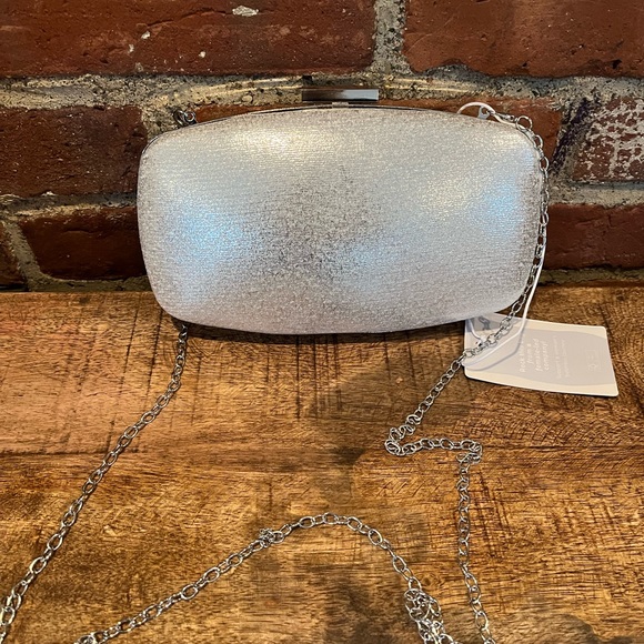 Most wanted spiderweb Crossbody bag new with tags so pretty - Picture 4 of 10